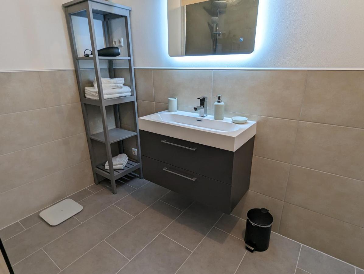 Niederheimbach Ferienwohnung Rheinperle מראה חיצוני תמונה